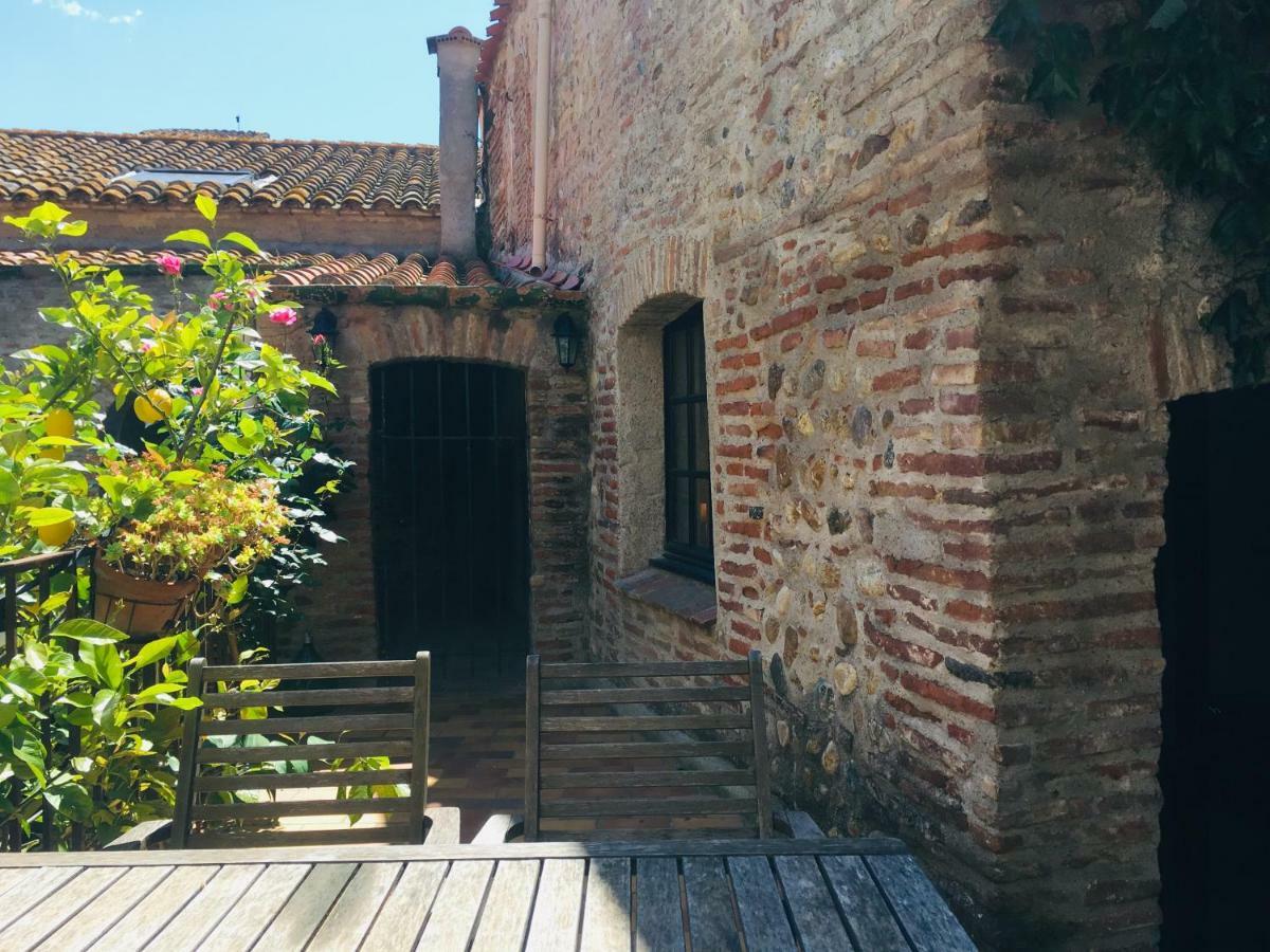 La Vieille Demeure Hotel Torreilles Exterior photo